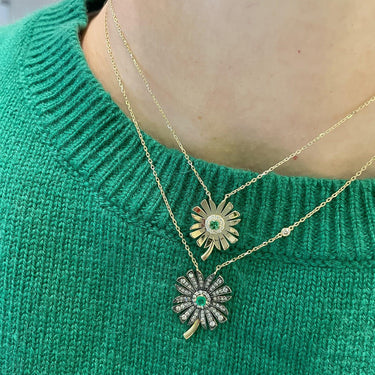 قلادة البرسيم الذهبية