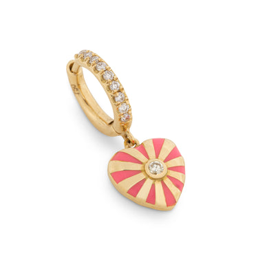 أقراط ميني ميلا على شكل قلب